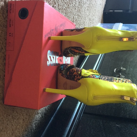 Bootie - Picture 4 of 5